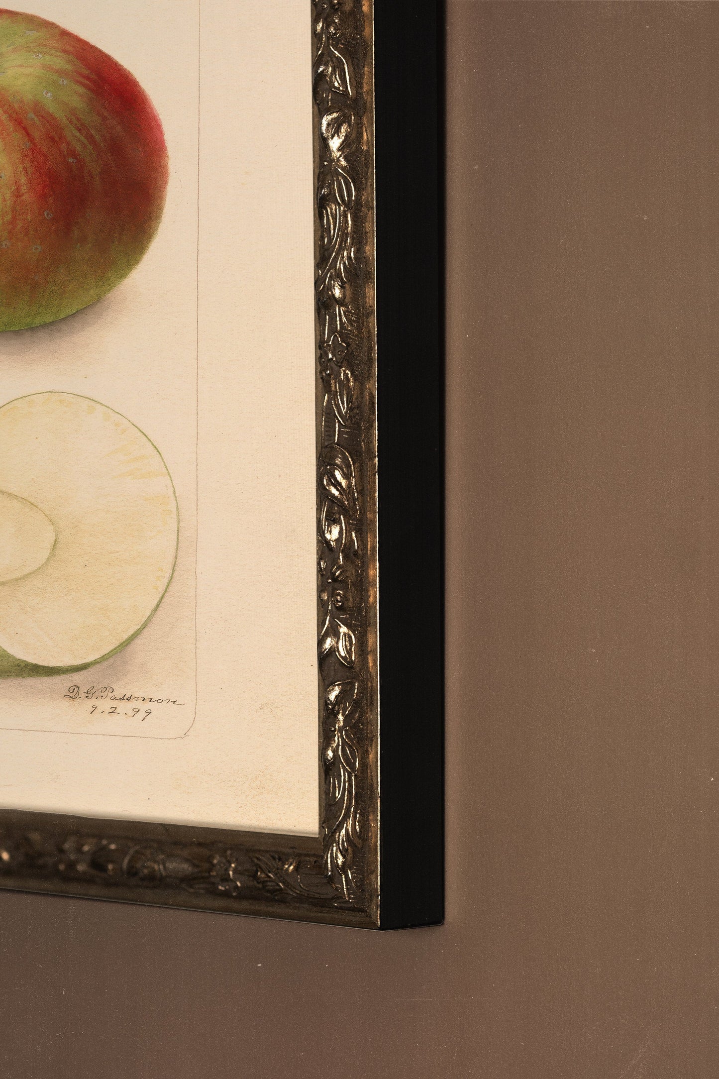 SAVEUR DU PASSÉ, VINTAGE BRONZE FRAME