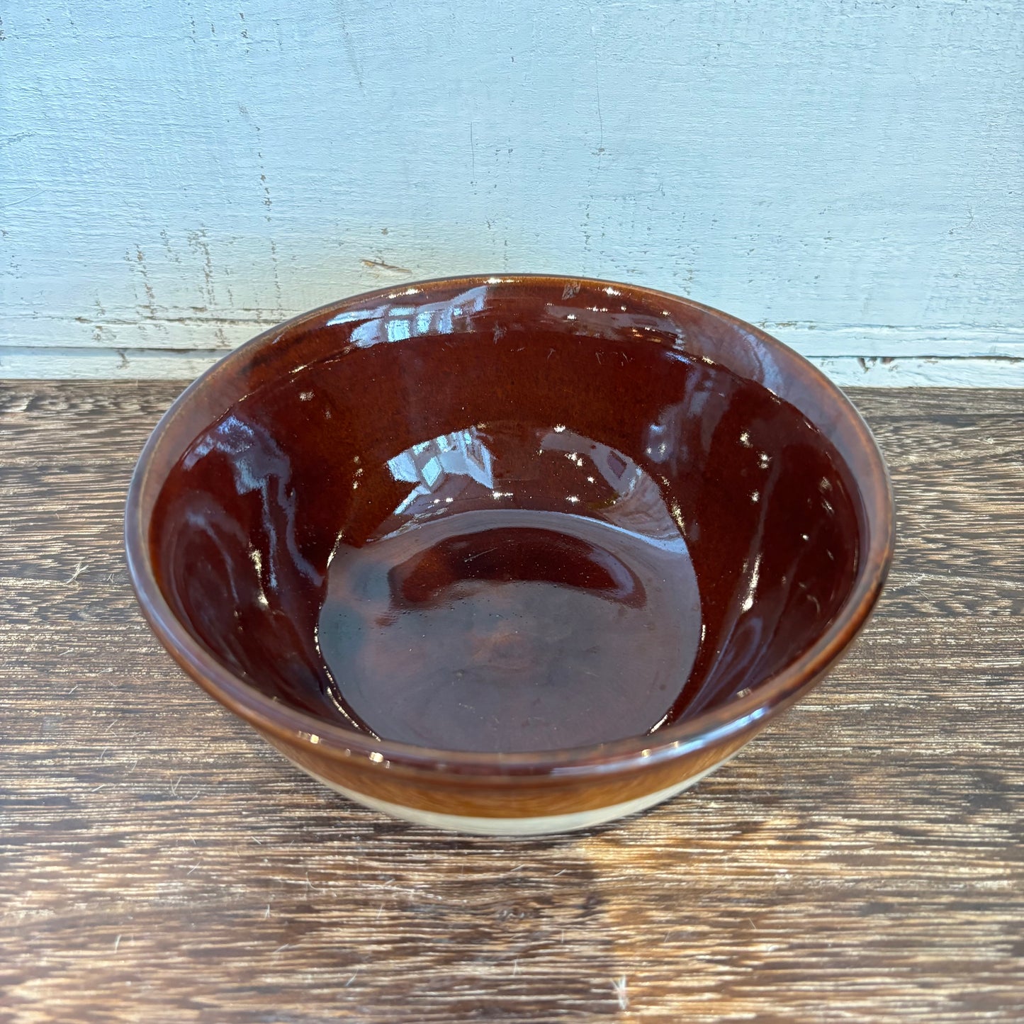 Vintage Bowl - Brown Rim/Beige Bottom
