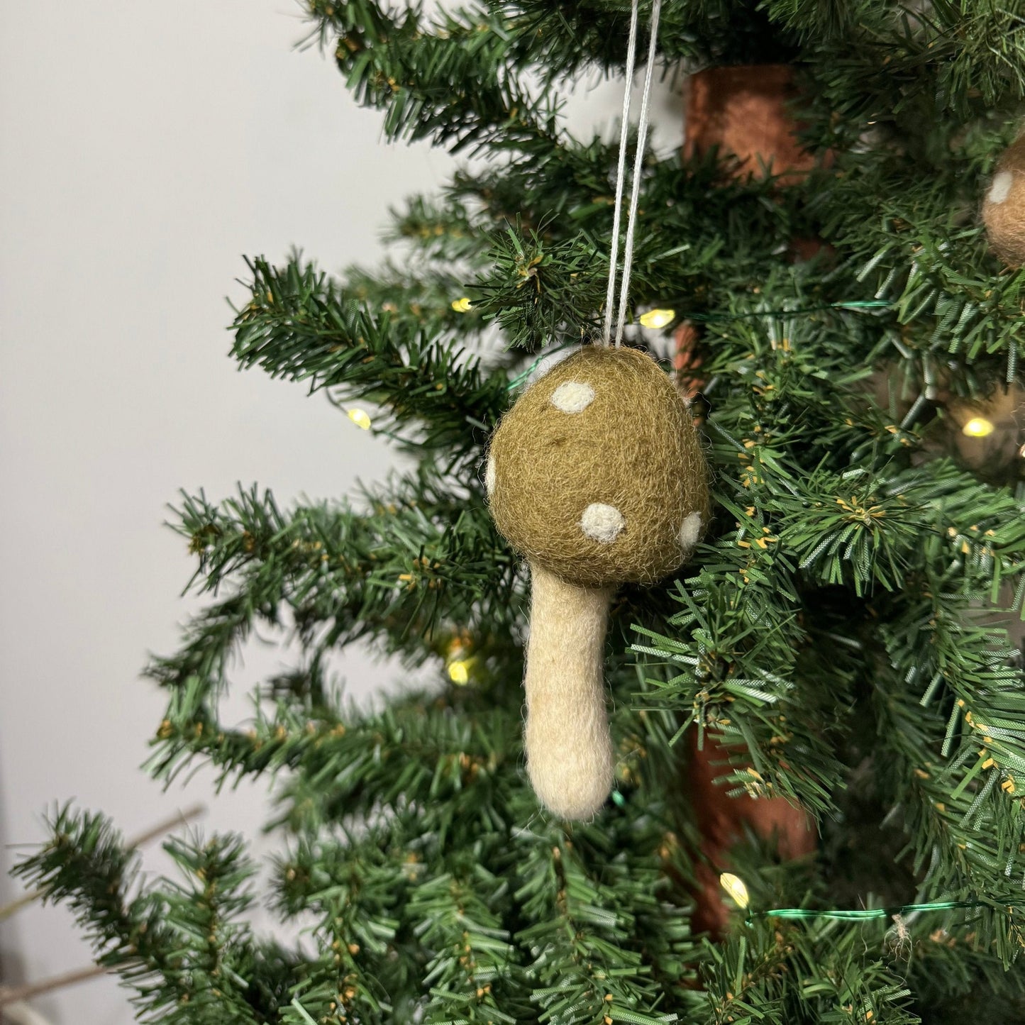 Felted Mushroom Ornament: Polka Dot