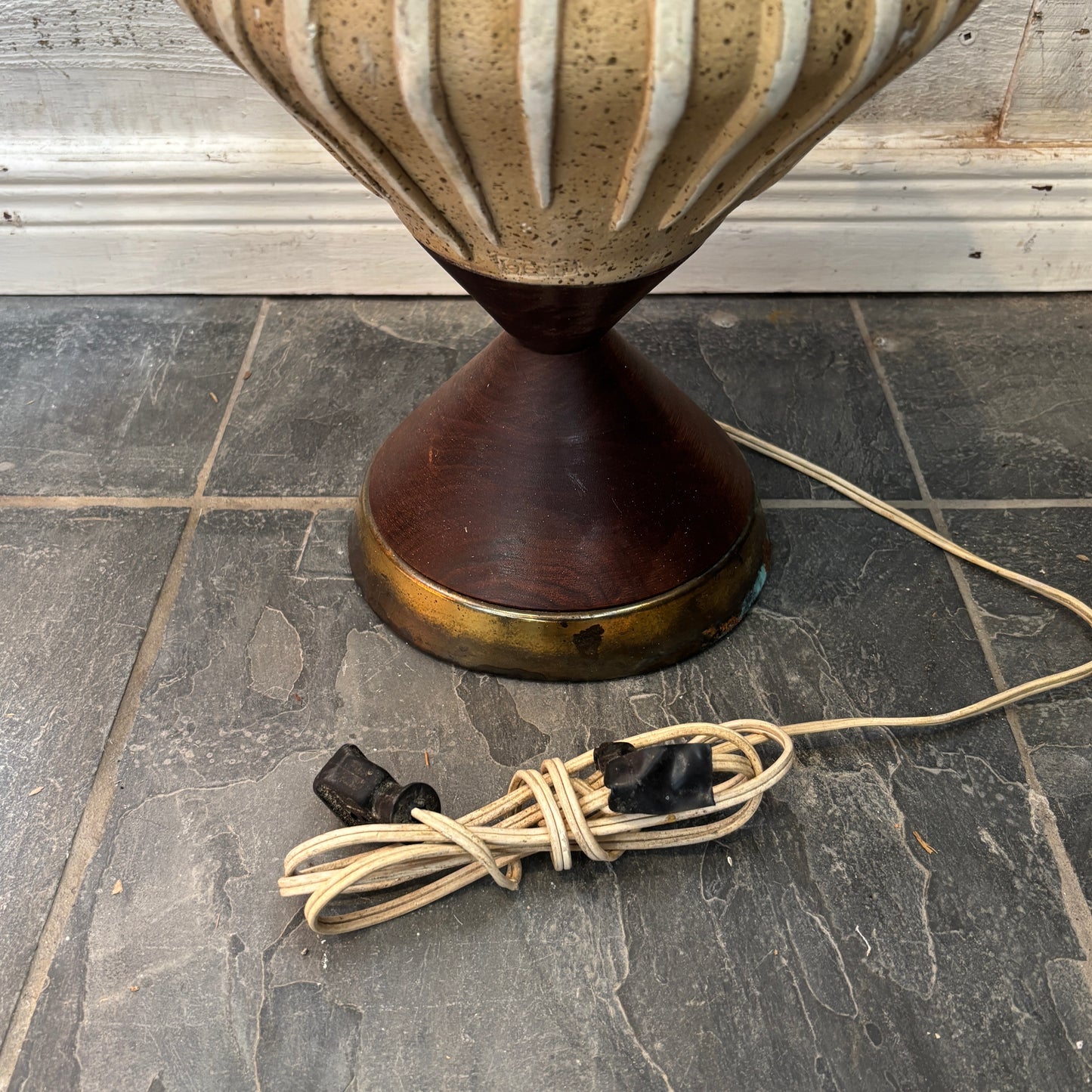 Vintage MCM Teak & Ceramic Table Lamp