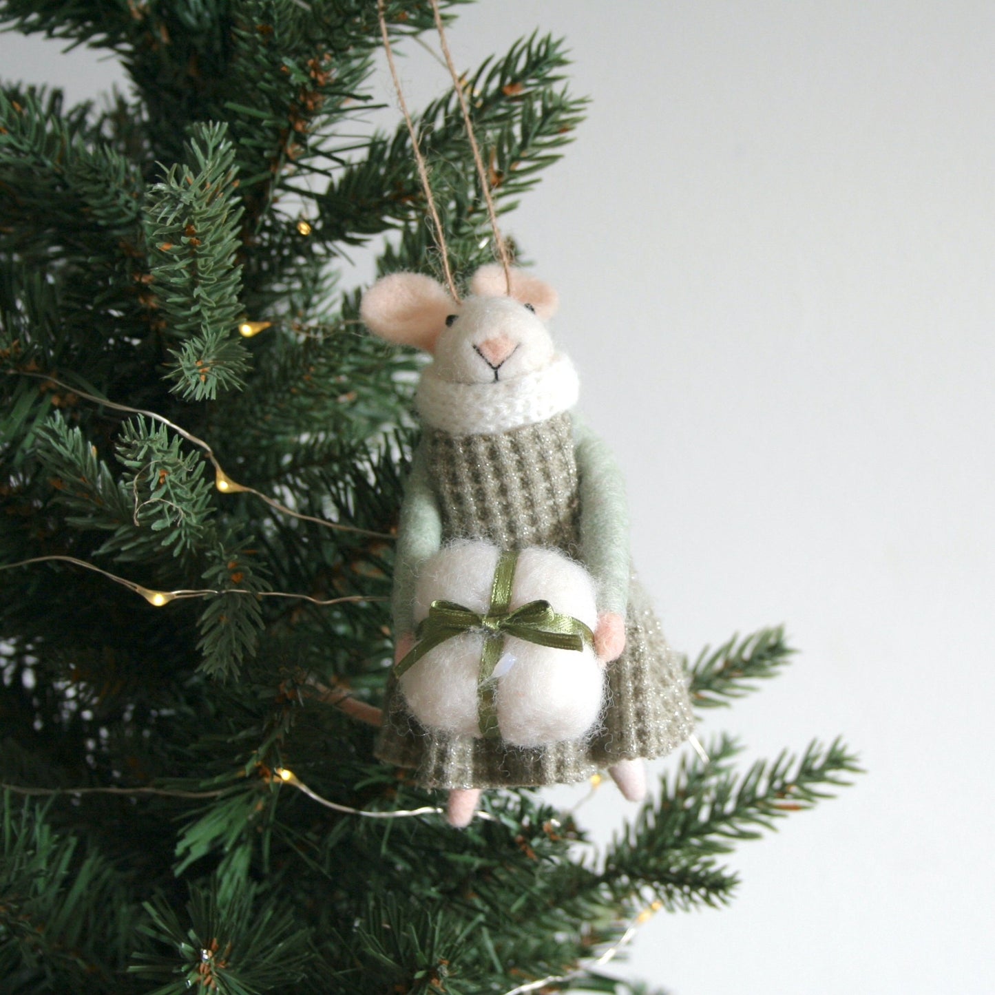 Green Christmas Cheer Mice