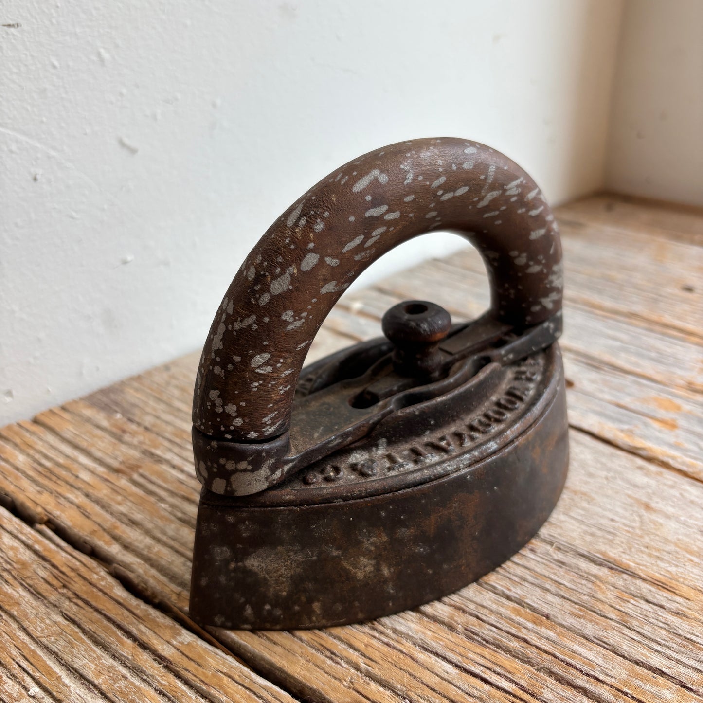 Antique A.R Woodyatt & Co Sad Iron w/Wood Handle