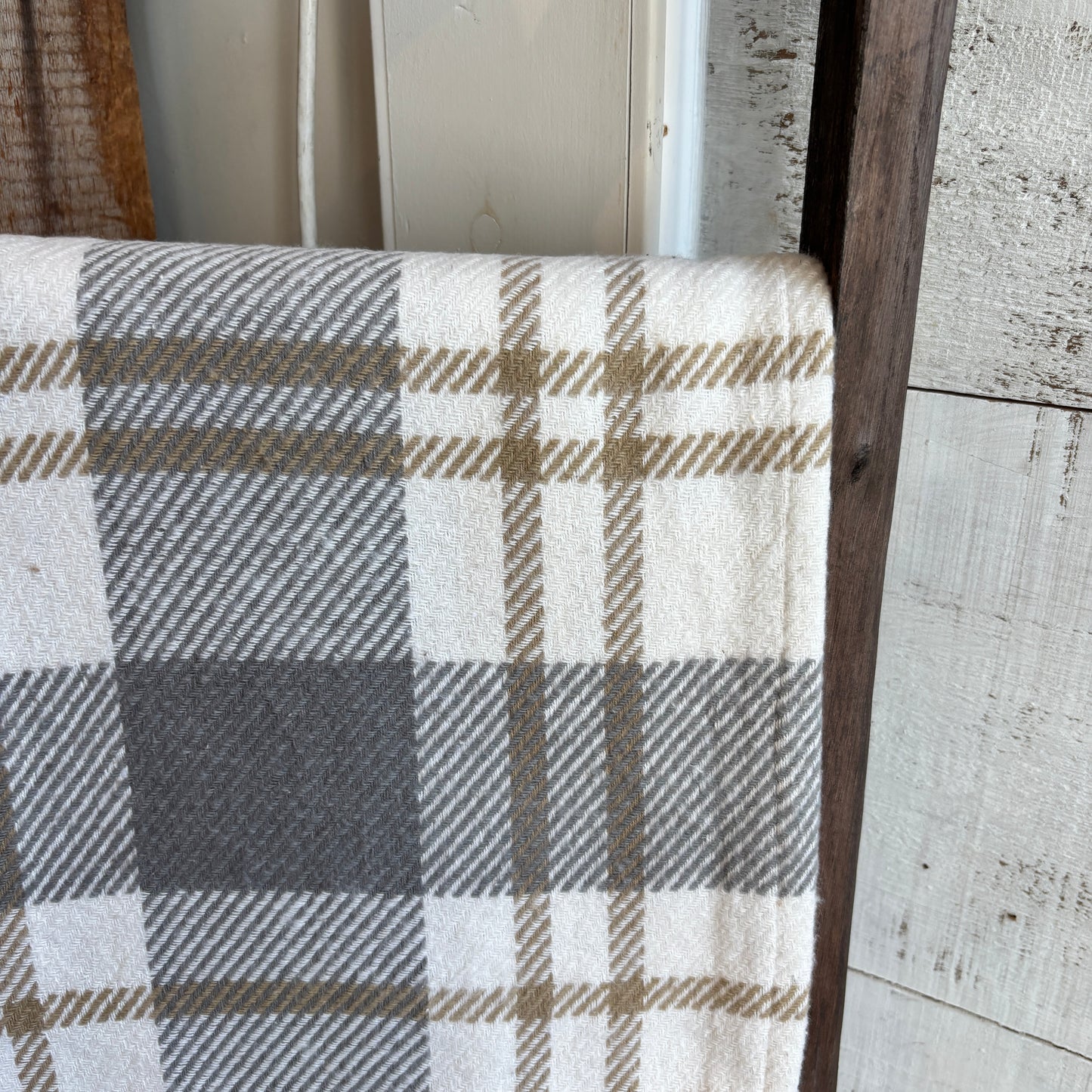 Brushed Cotton Flannel Throw w/ Fringe