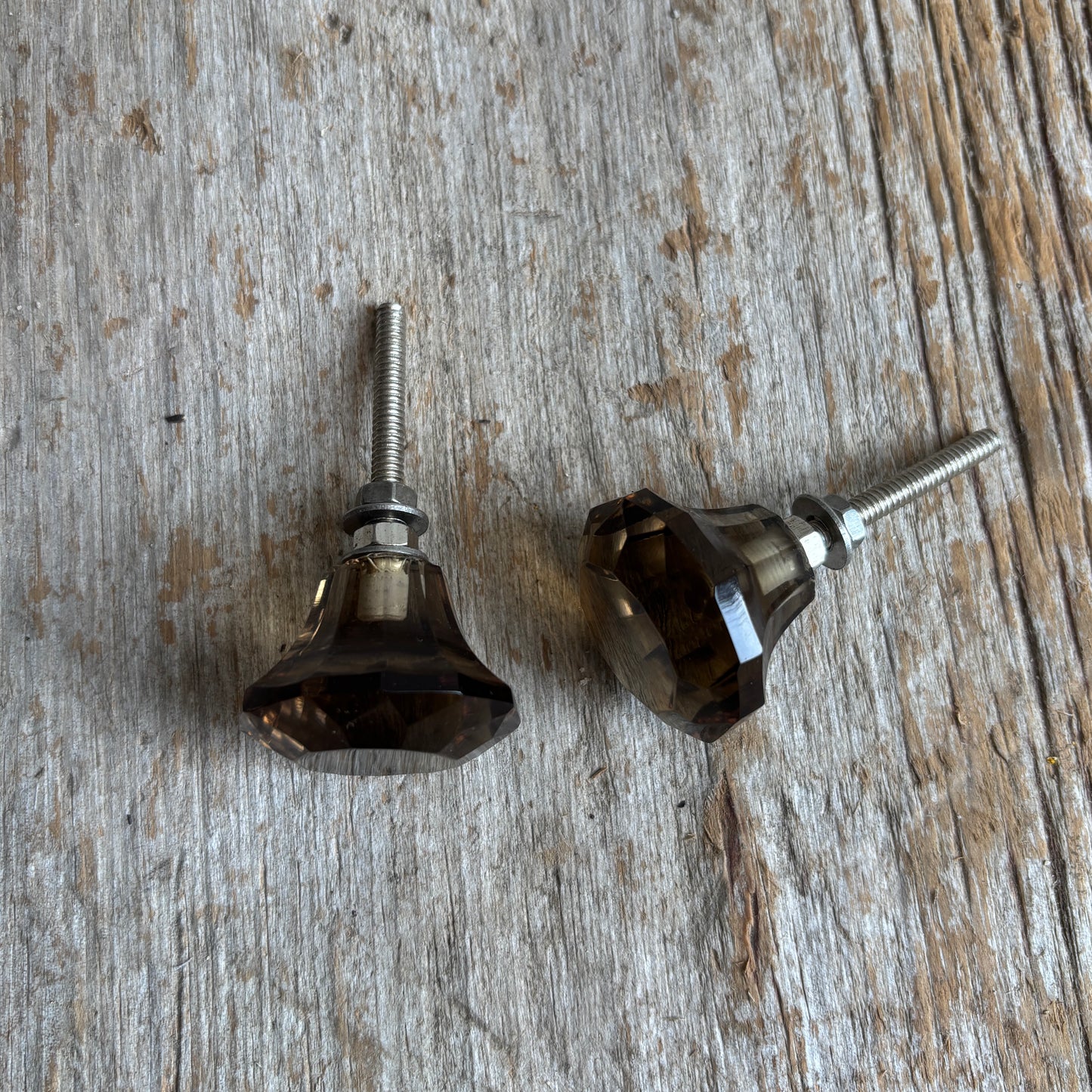 Knob: Glass Diamond- Smoke