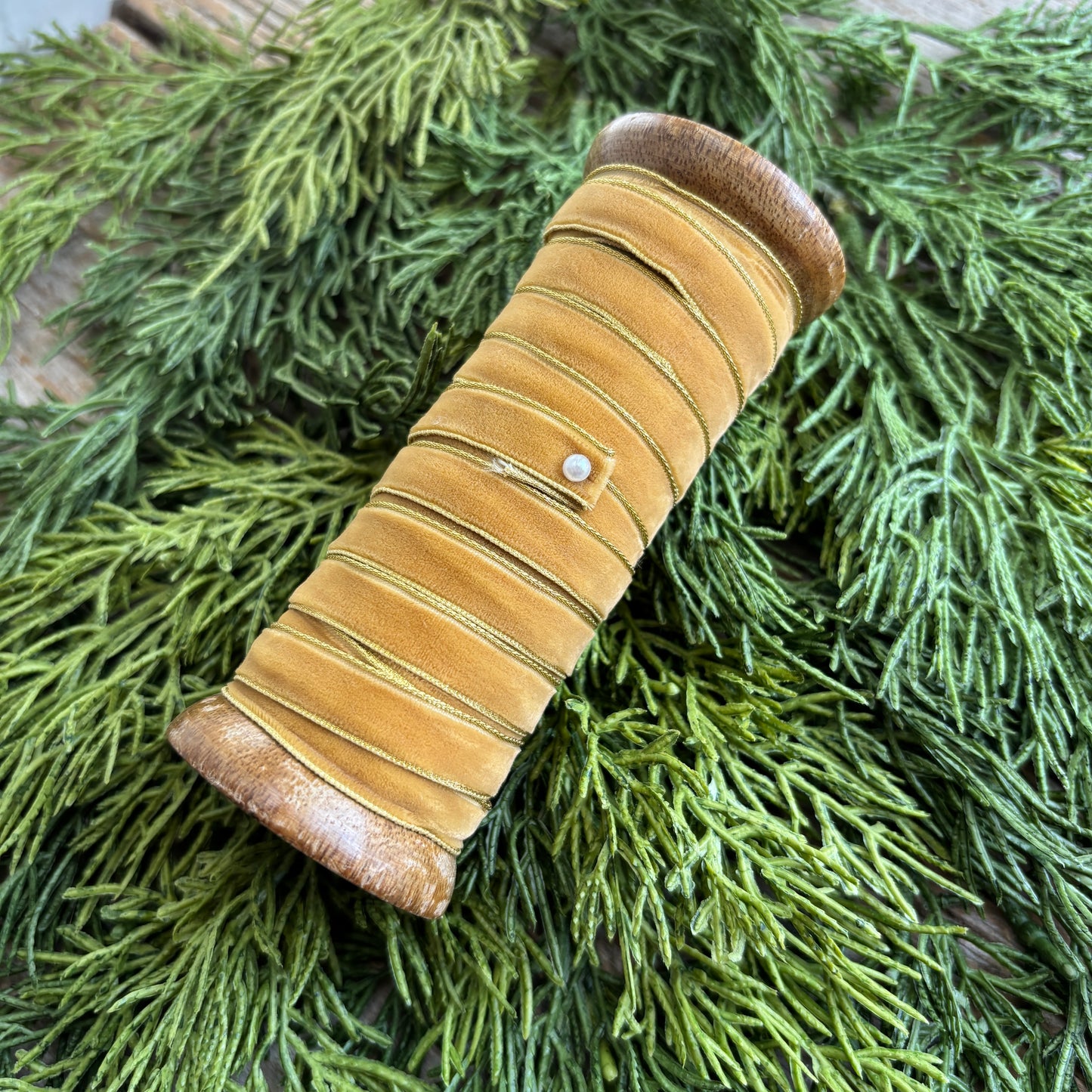 10 yard Velvet Ribbon  w/ Metallic Edge