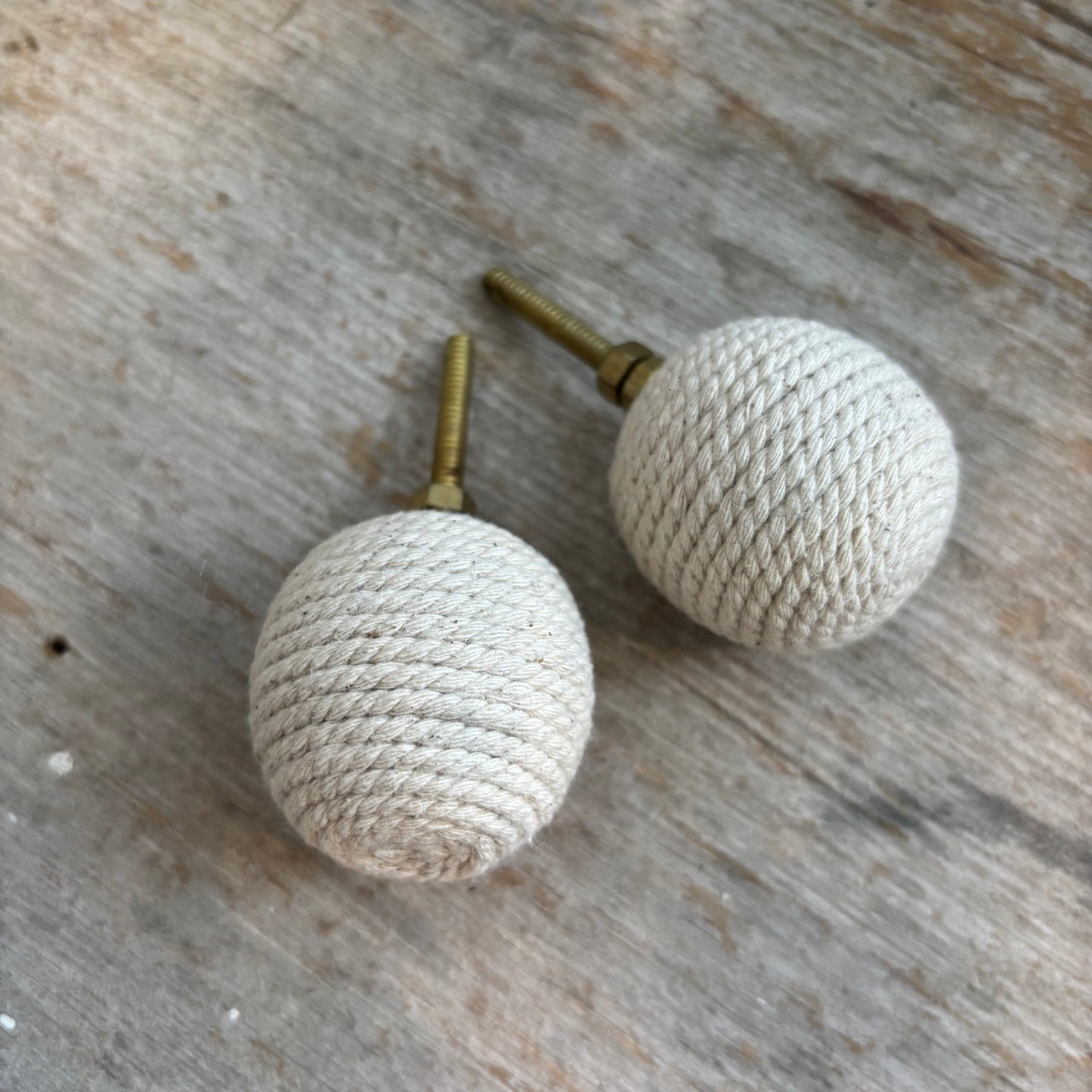 Knob: Cotton Cord Round- Ivory