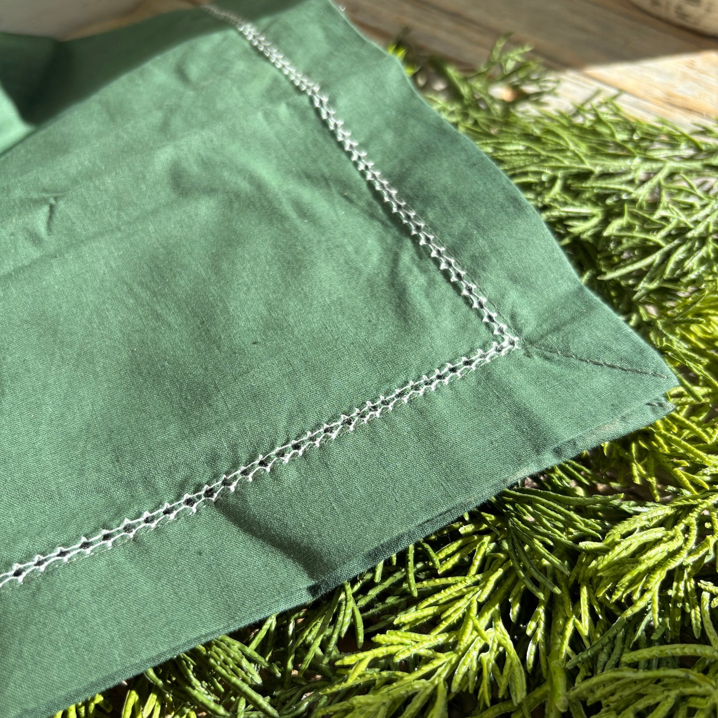 Cotton Napkin w/ Stitching - Green & White