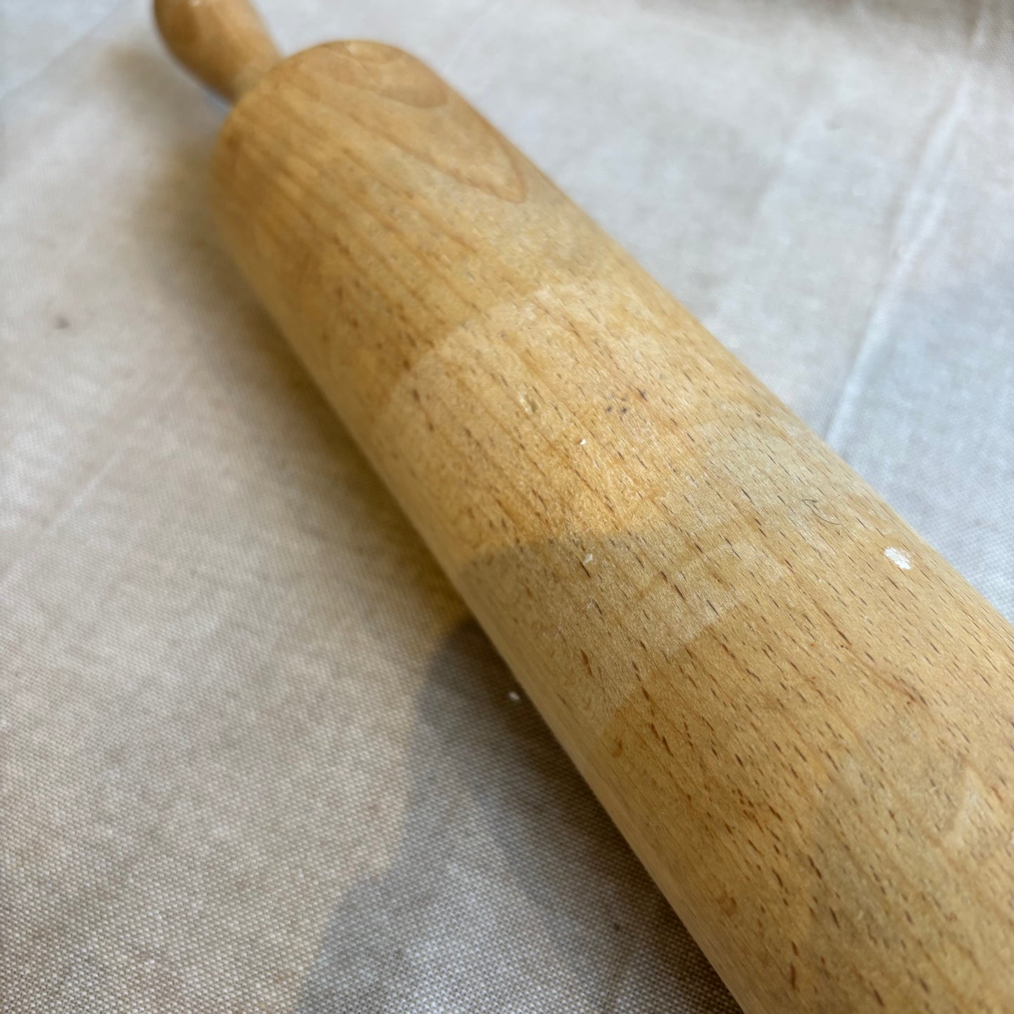 Vintage Rolling Pin - Light Wood