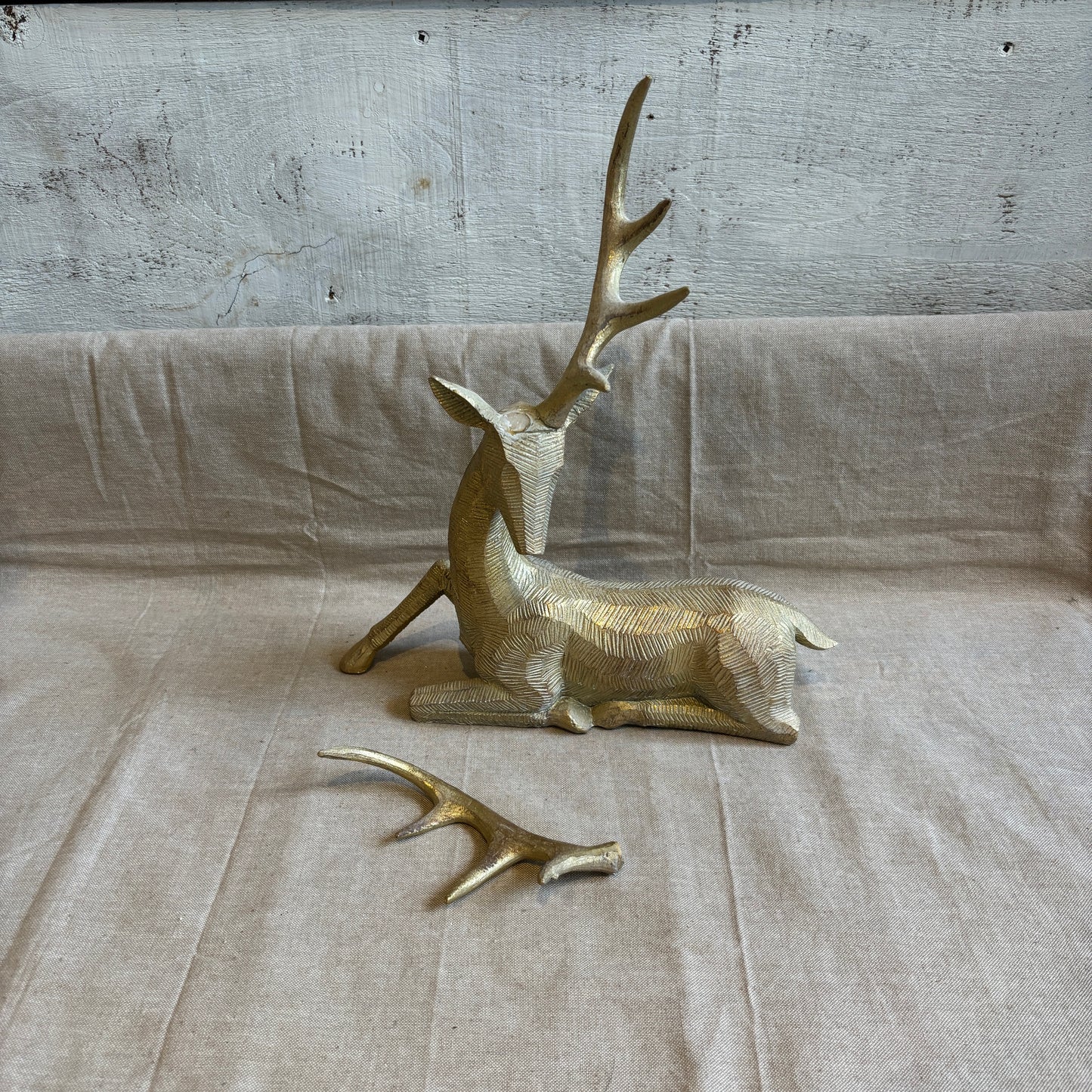 Gold Deer Statue - Sitting