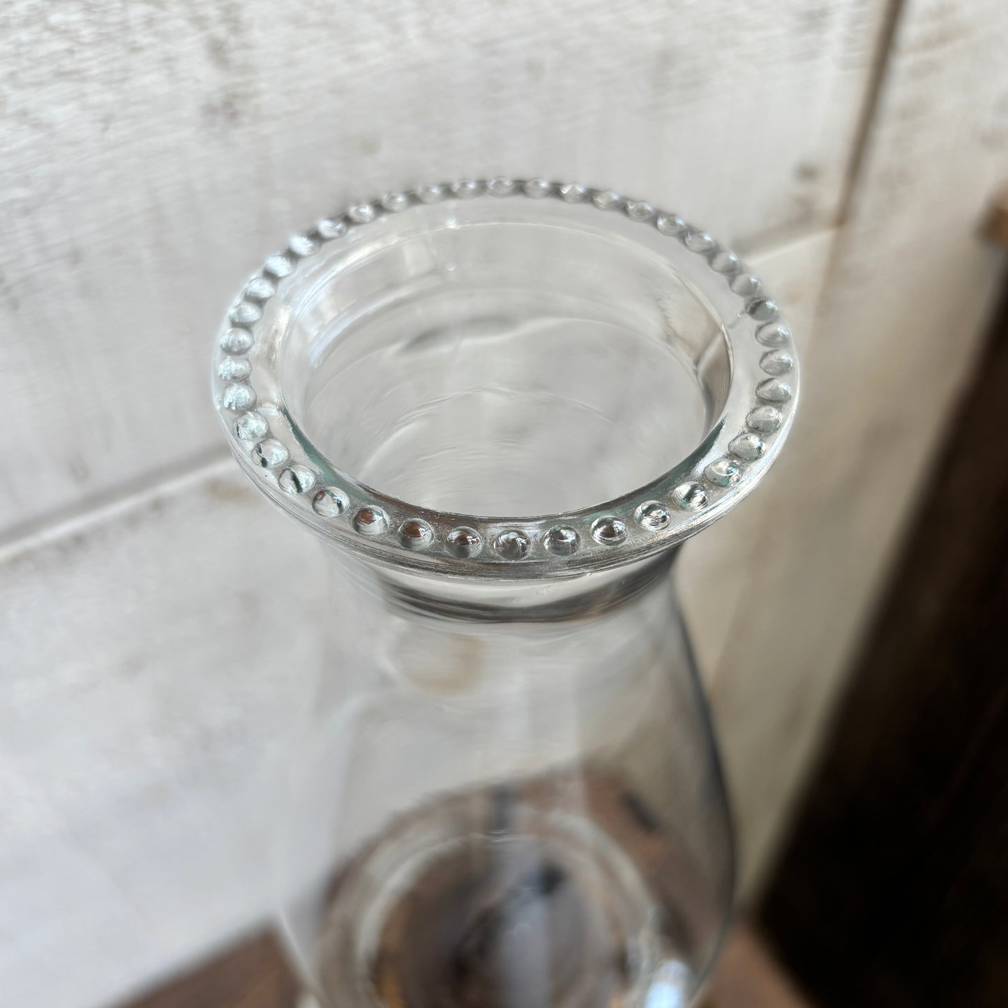 Vintage Oil Lamp w/Detailed Rim