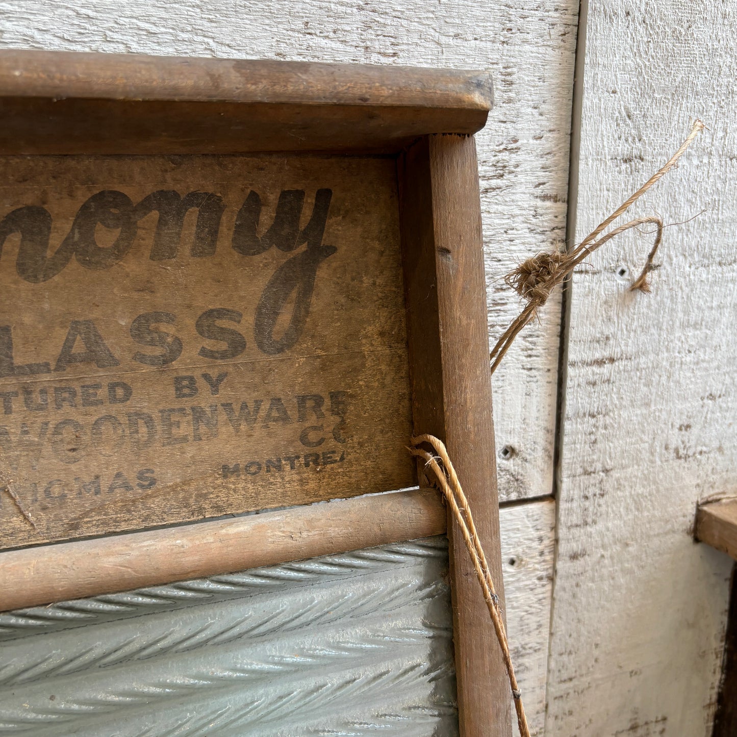 Vintage Economy Glass Washboard - LG