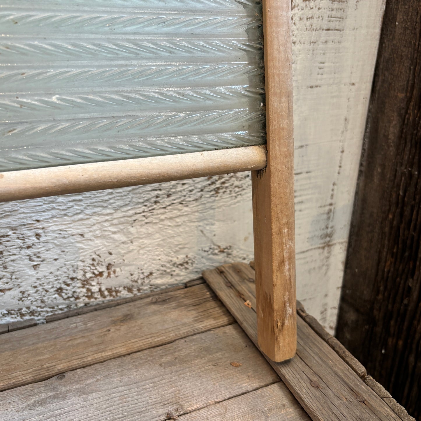 Vintage Economy Glass Washboard - LG