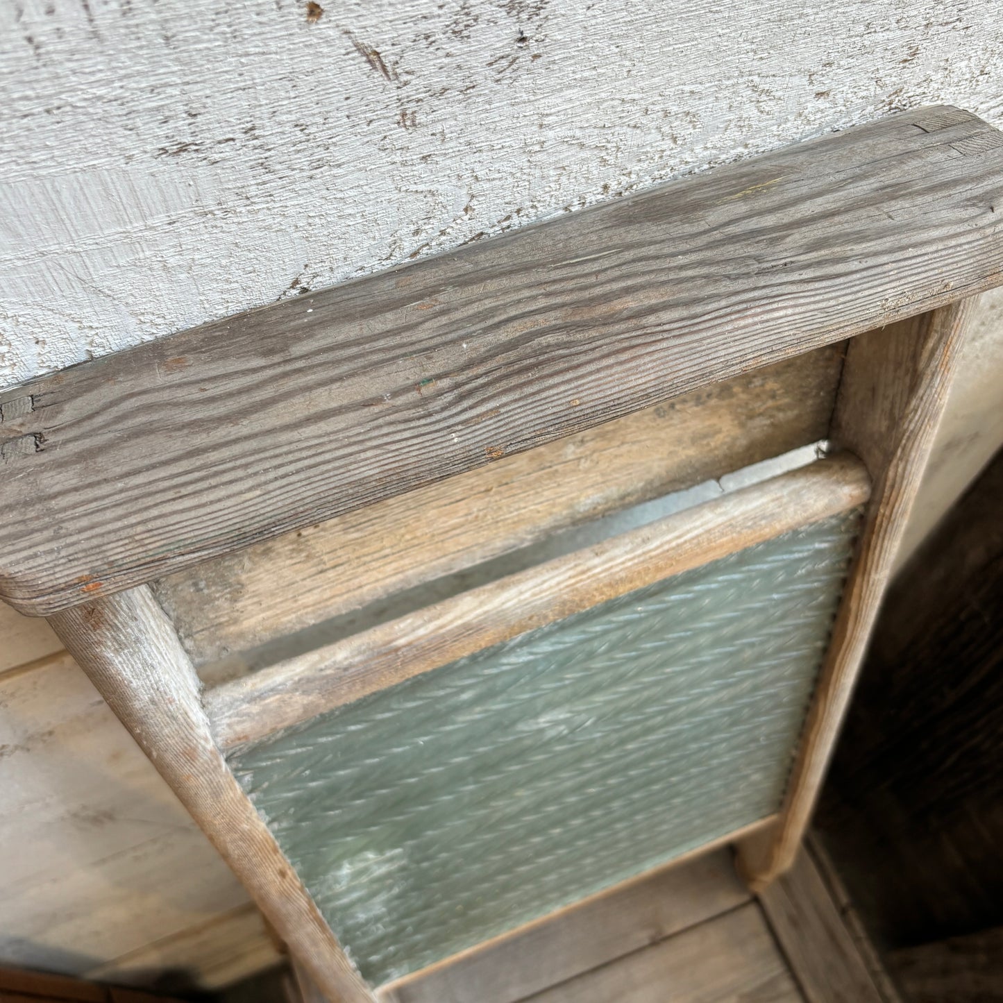 Vintage Economy Glass Washboard - LG