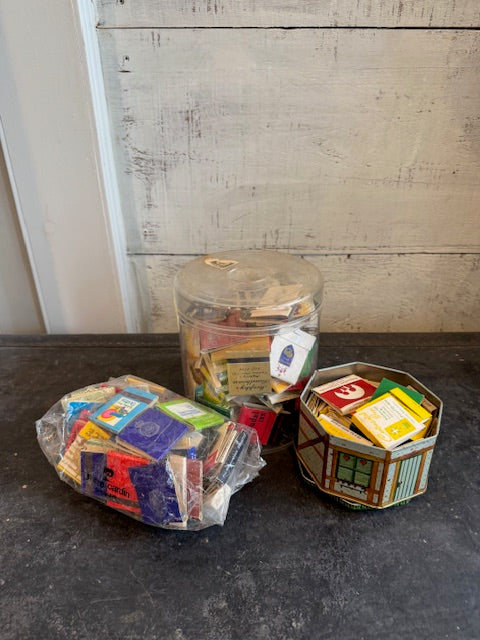 Lot Of Vintage Matches - Assorted