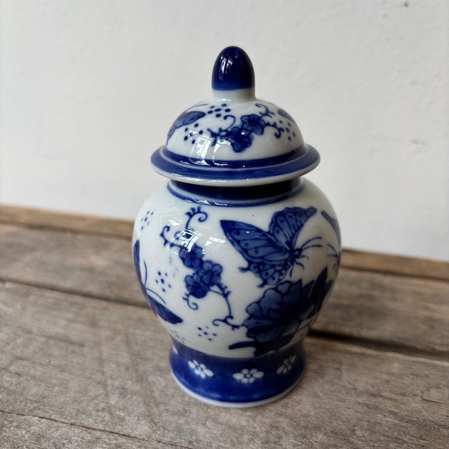 Vintage Blue & White Ginger Jar - Small