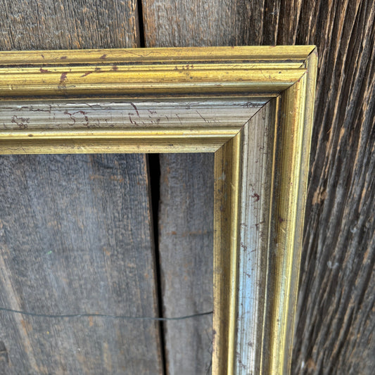 Vintage Gold Finish Wood Picture Frame - 19.5" x 15.25"