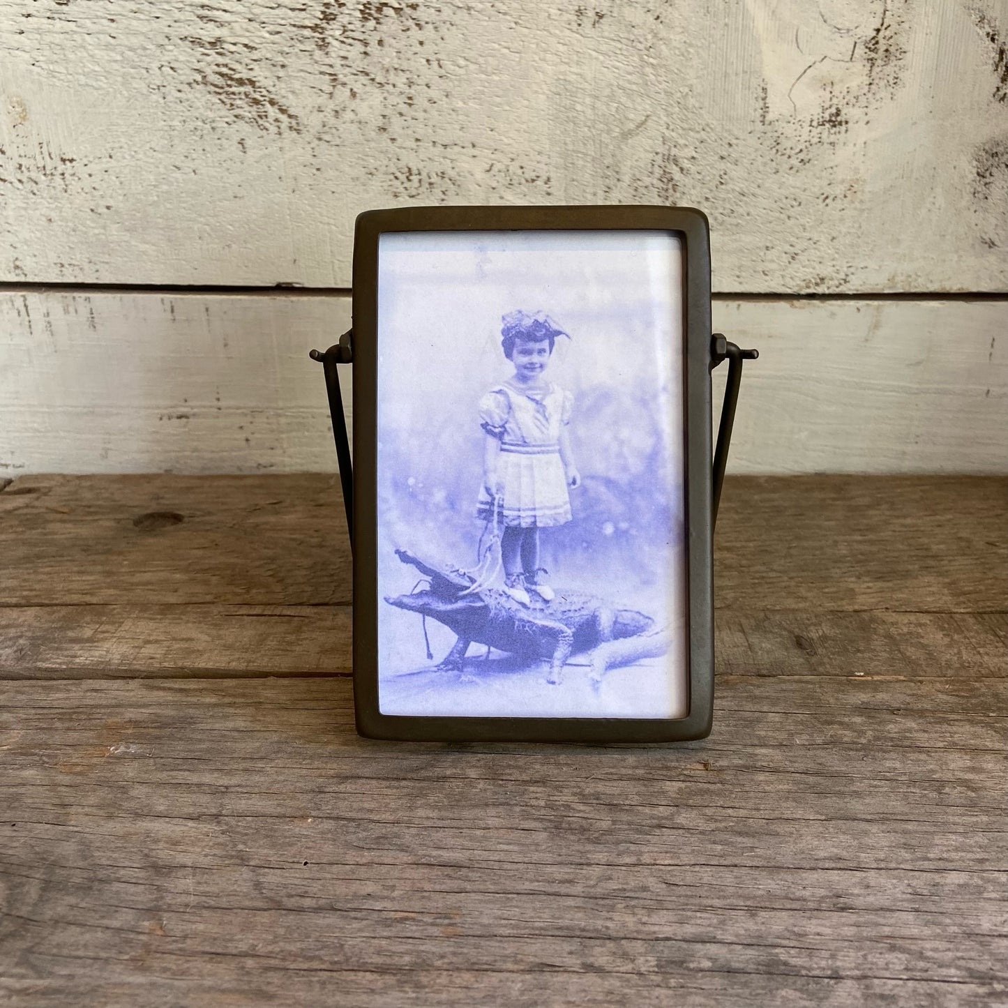 Antiqued Black Iron Frame - 4 x 6