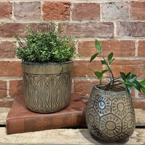 Embossed Ceramic Pot - Beige/Blue