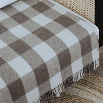 Anupaya Blanket - Grasslands