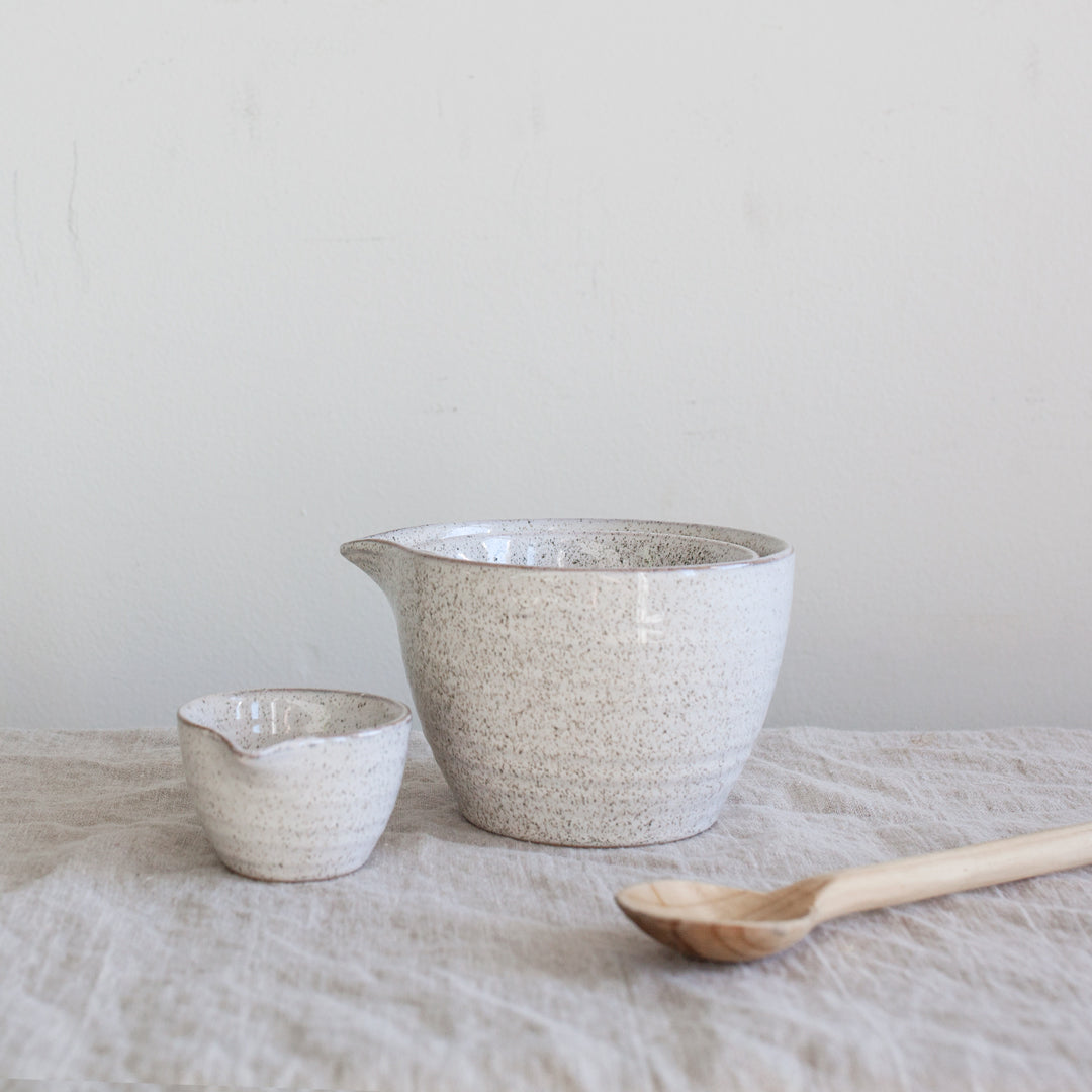 Spouted Bowls