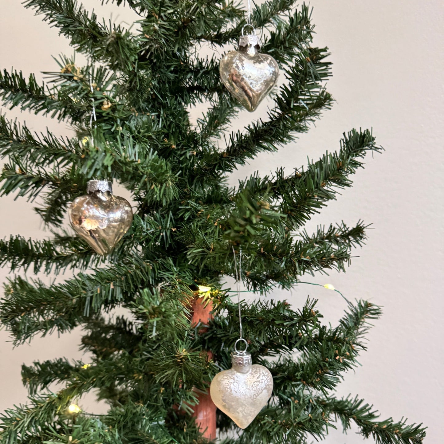 Mini Vintage Heart Ornament: Silver