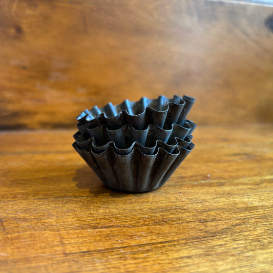 Antique Mini Baking Mold- Scalloped
