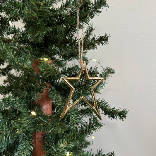 Metal Star Ornament: Gold