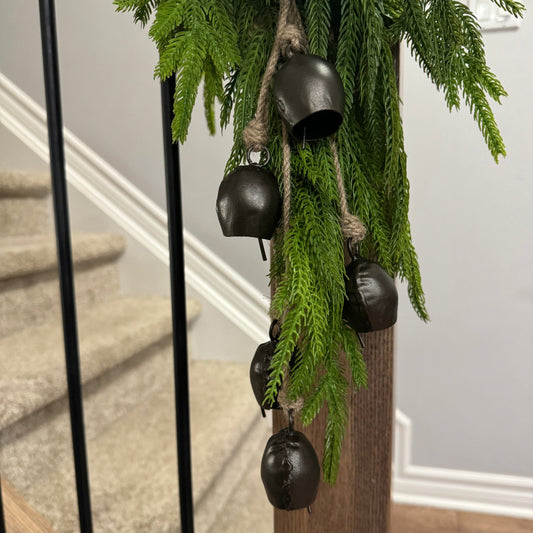 Iron + Jute Bell Cluster