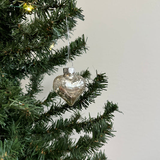 Mini Vintage Heart Ornament: Silver