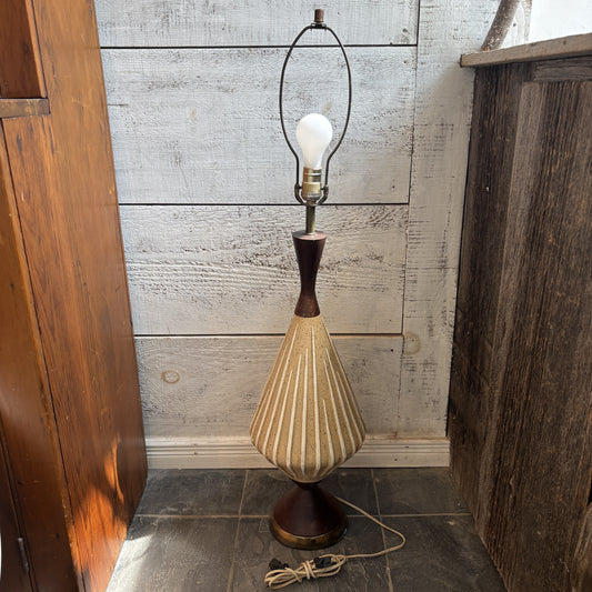 Vintage MCM Teak & Ceramic Table Lamp