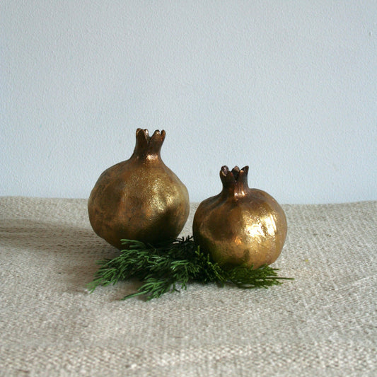 Gold Resin Pomegranate
