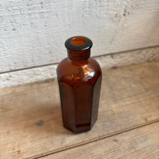 Vintage FGC 8 Milton Amber Glass Medicine Bottle