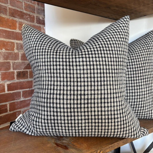 Heritage Linen Pillow - 20x20
