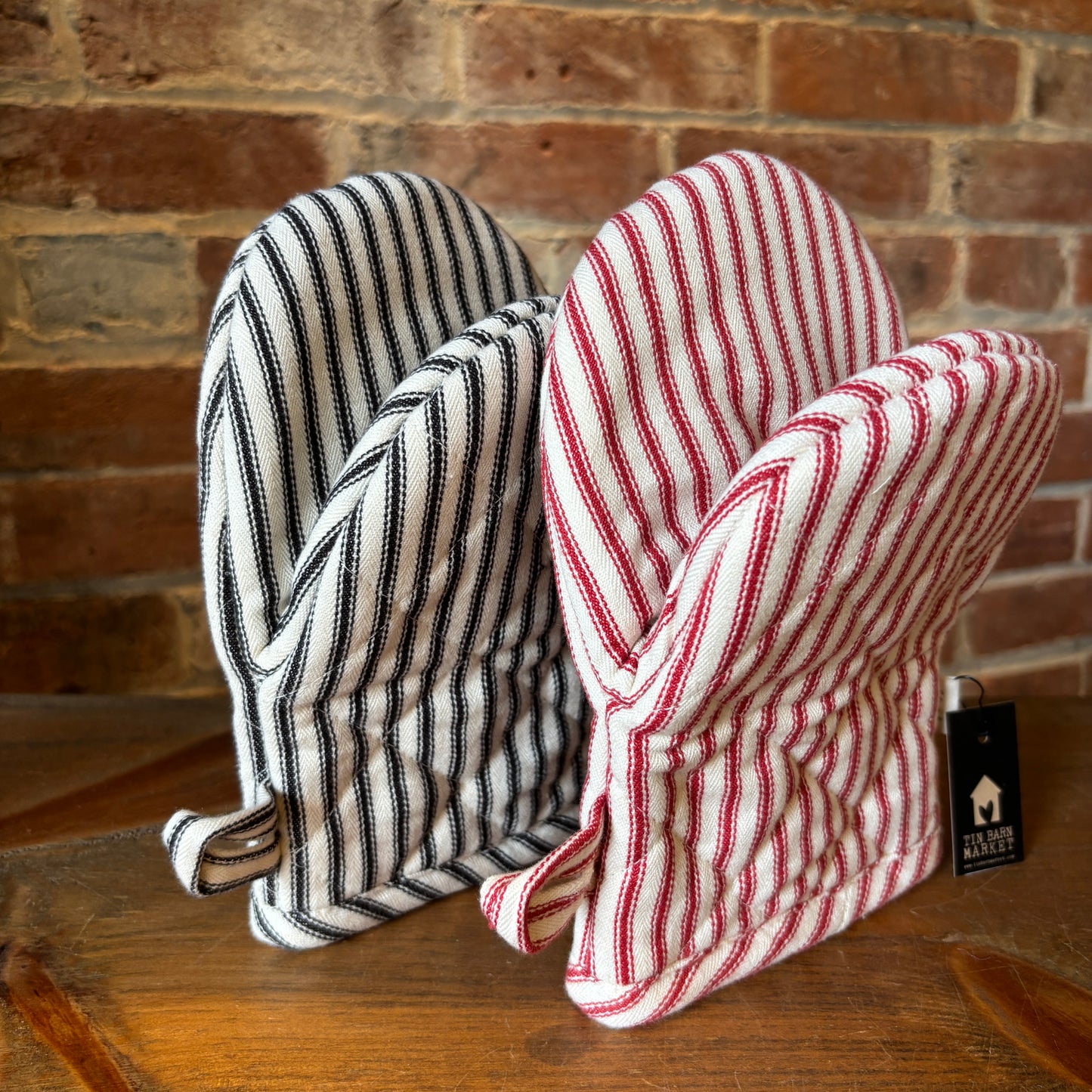Ticking Oven Mitt