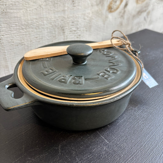 Stoneware Brie Dish w/ Spreader