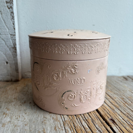 Antique Victorian Collars & Cuffs Pink Round Box