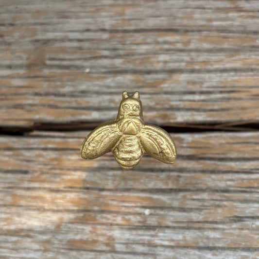 Knob: Iron Bee- Gold