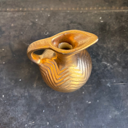 Gold Vase w/ Handle