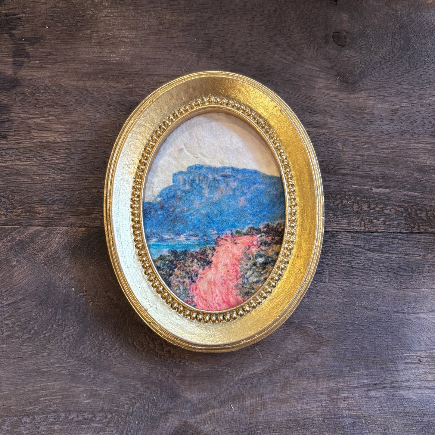Resin Picture Frame Magnet - Gold Frame