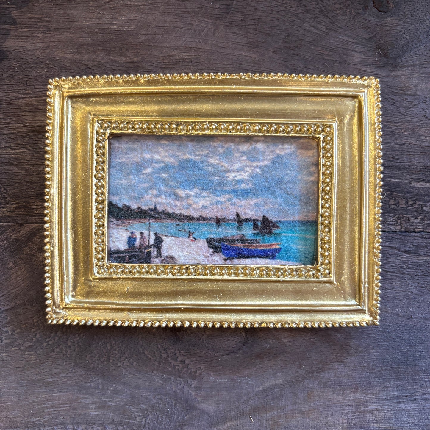 Resin Picture Frame Magnet - Gold Frame