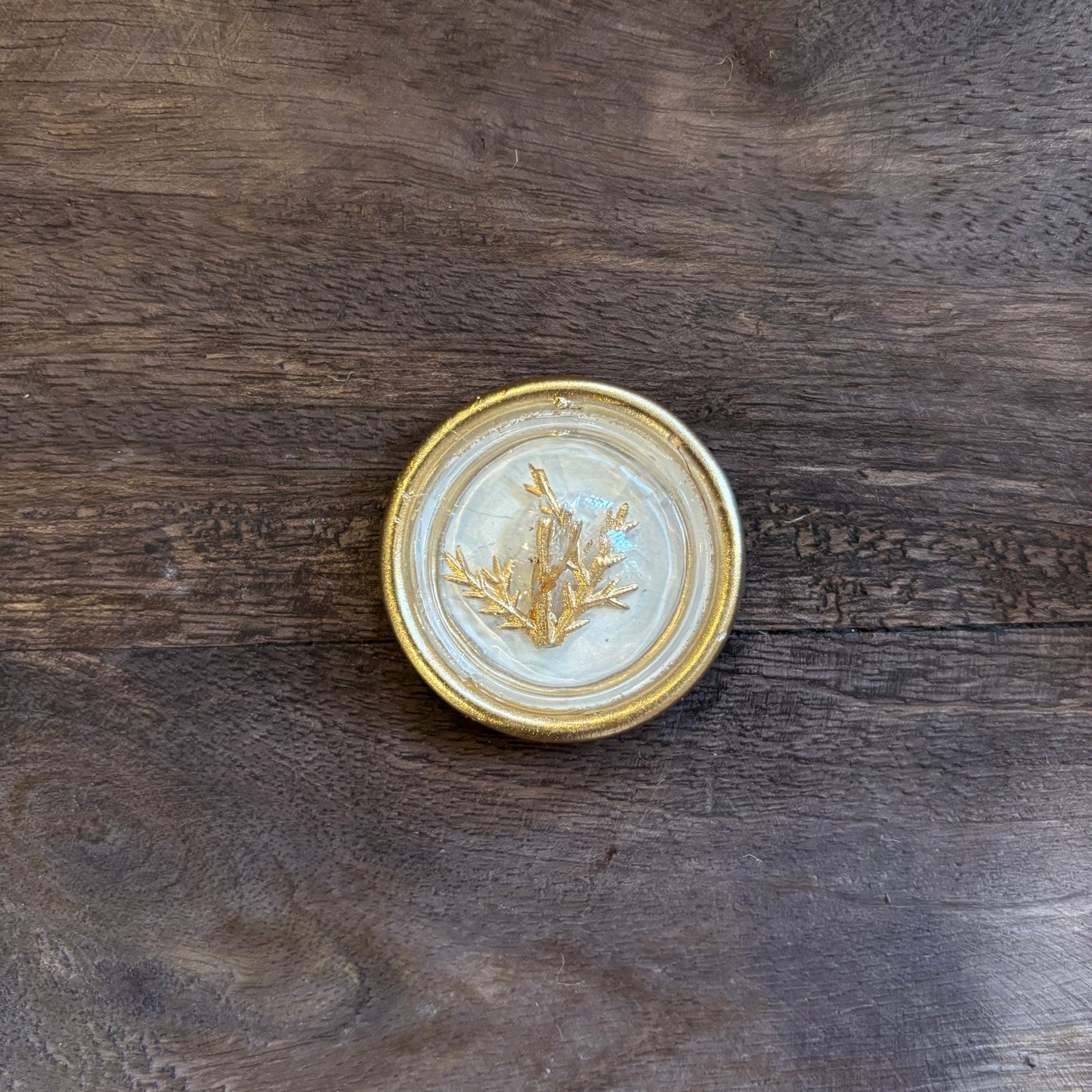 Gold Metal Magnets w/Gold Greenery