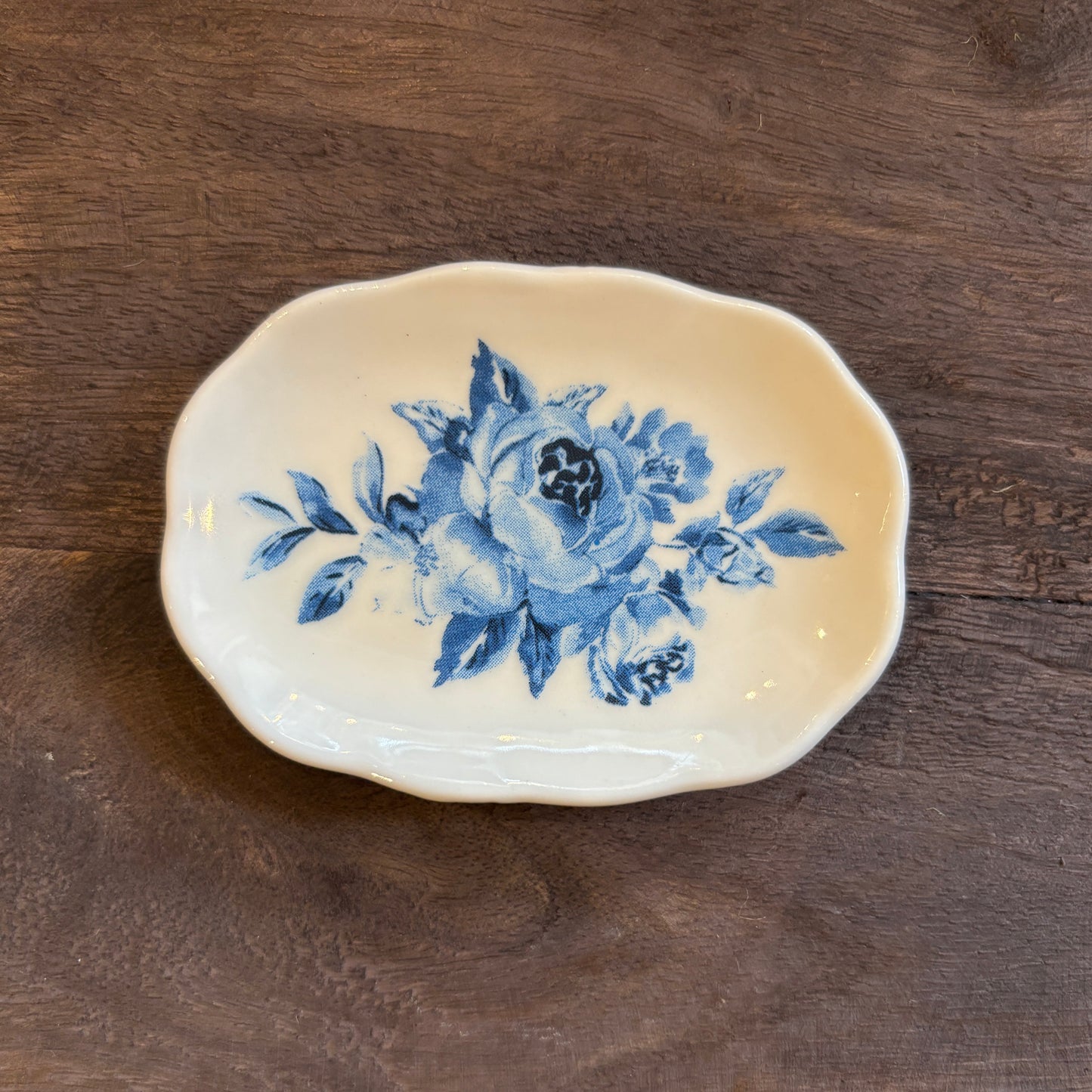Stoneware Plate Shaped Magnet w/Flowers