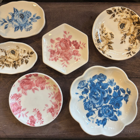 Stoneware Plate Shaped Magnet w/Flowers