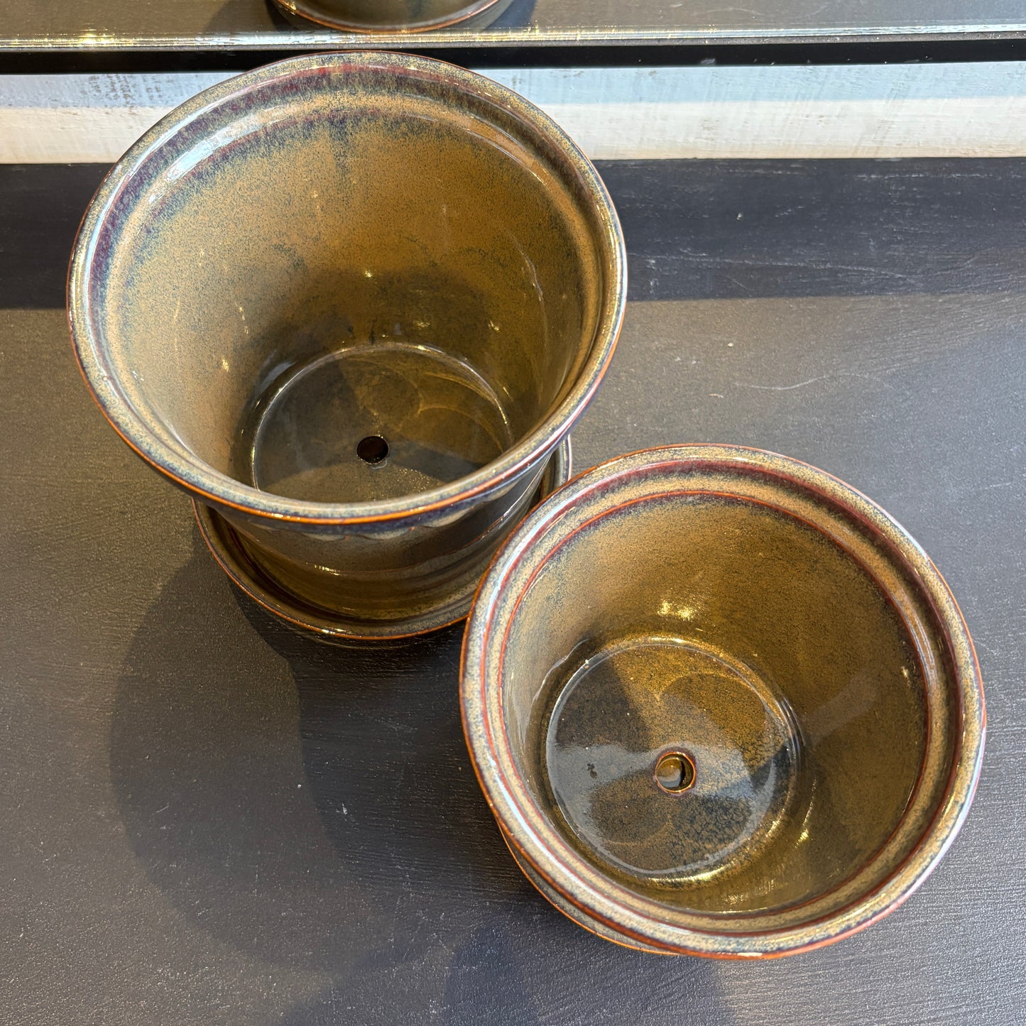 Scallop Detail Planter w/ Saucer