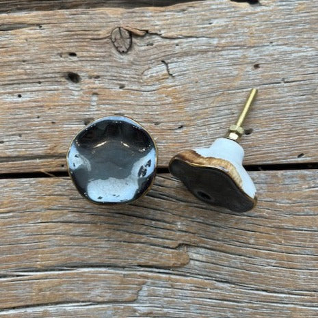 Knob: Dark Brown Glaze Round