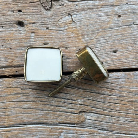 Knob: Square Gold Metal White
