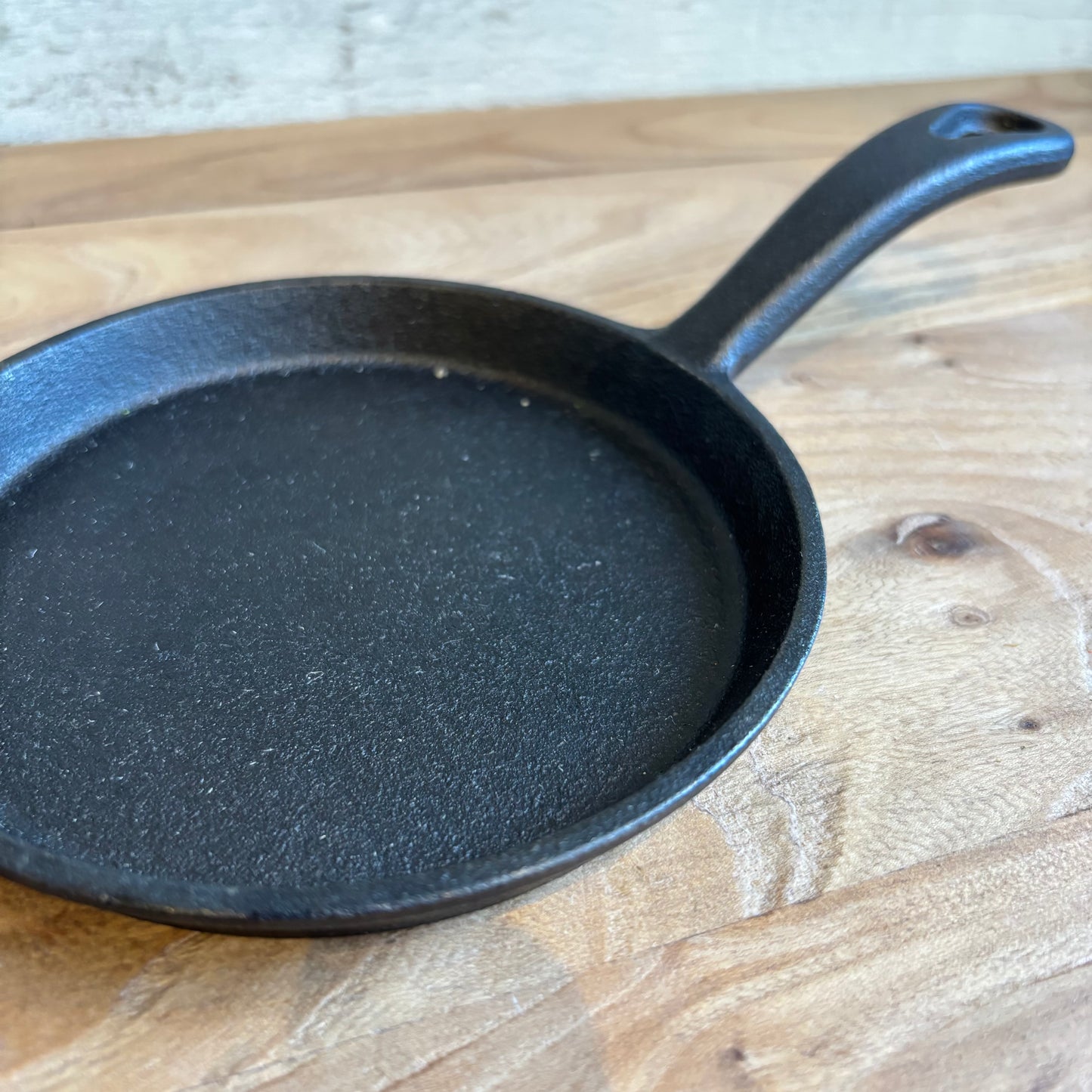 Mini Round Cast Iron Pan