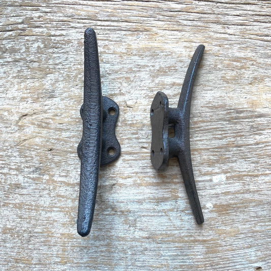 Cast Iron Cleat
