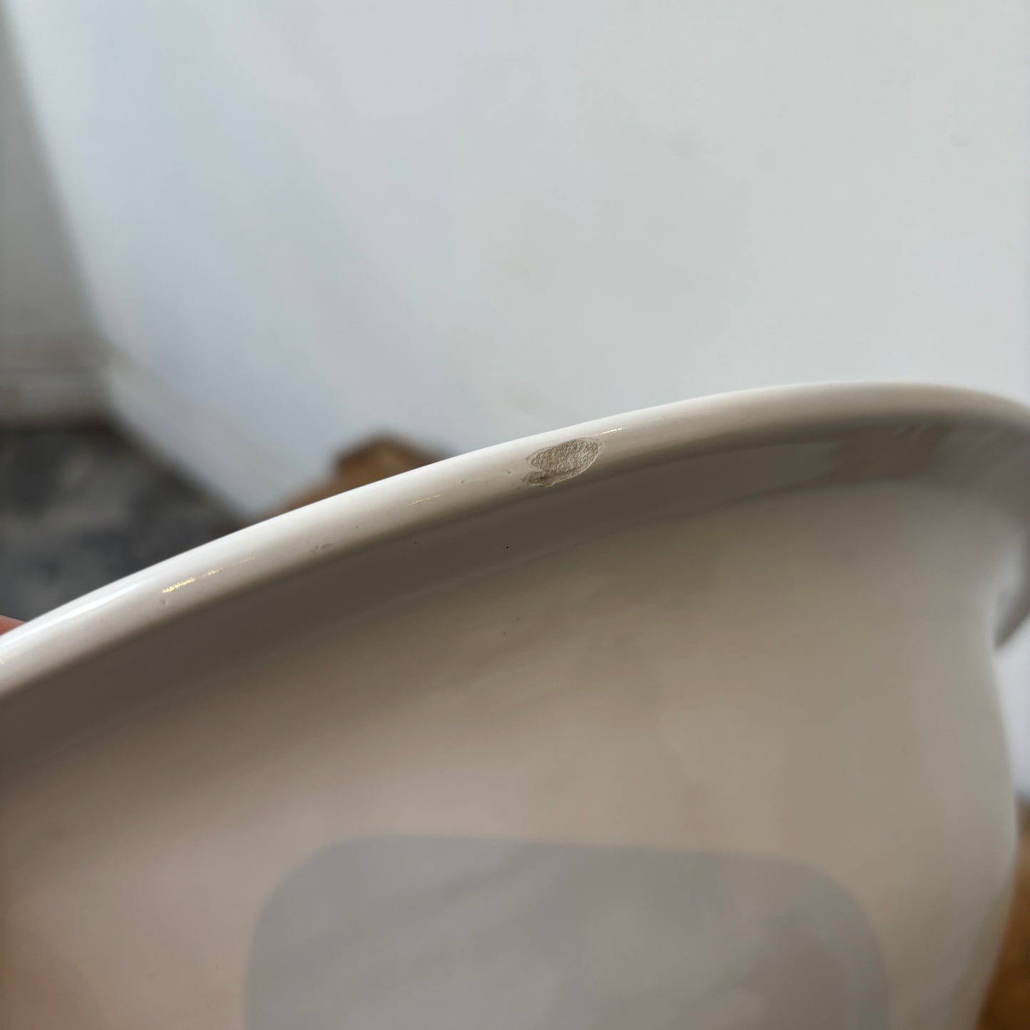 Vintage Wash Bowl & Pitcher Set - White