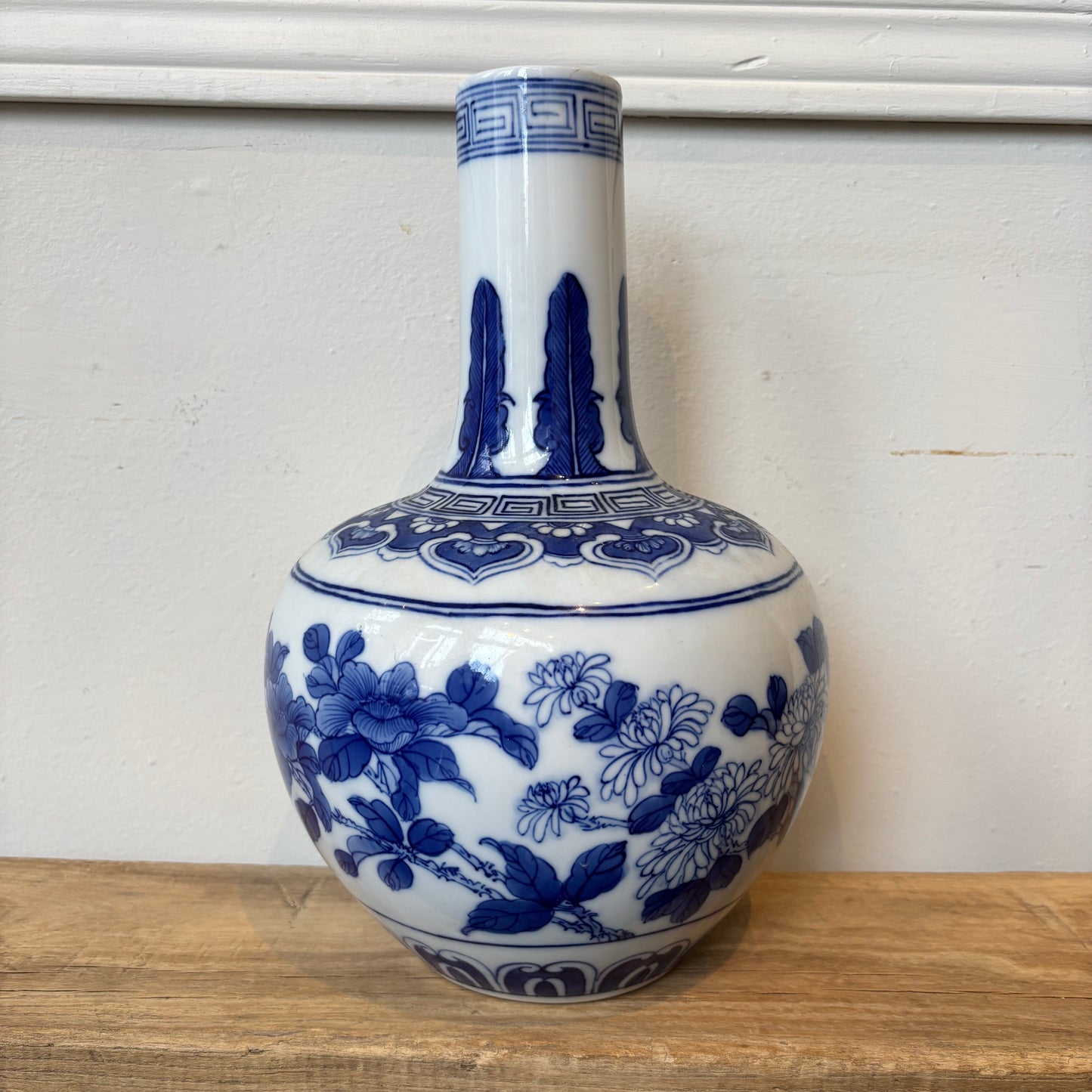 Vintage Hand Painted Blue&White Floral Vase